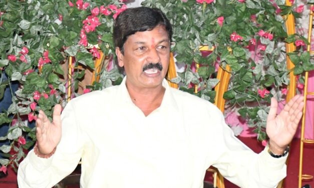 ವಂಚನೆ ಪ್ರಕರಣ: ಜಾರಕಿಹೊಳಿಗೆ ತಾತ್ಕಾಲಿಕ ರಿಲೀಫ್‌ ನೀಡಿದ ನ್ಯಾಯಾಲಯ