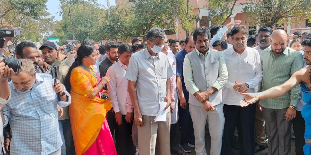 ಪ್ಲಾಸ್ಟಿಕ್‌ ರಸ್ತೆ ನಿರ್ಮಾಣಕ್ಕೆ ಚಾಲನೆ