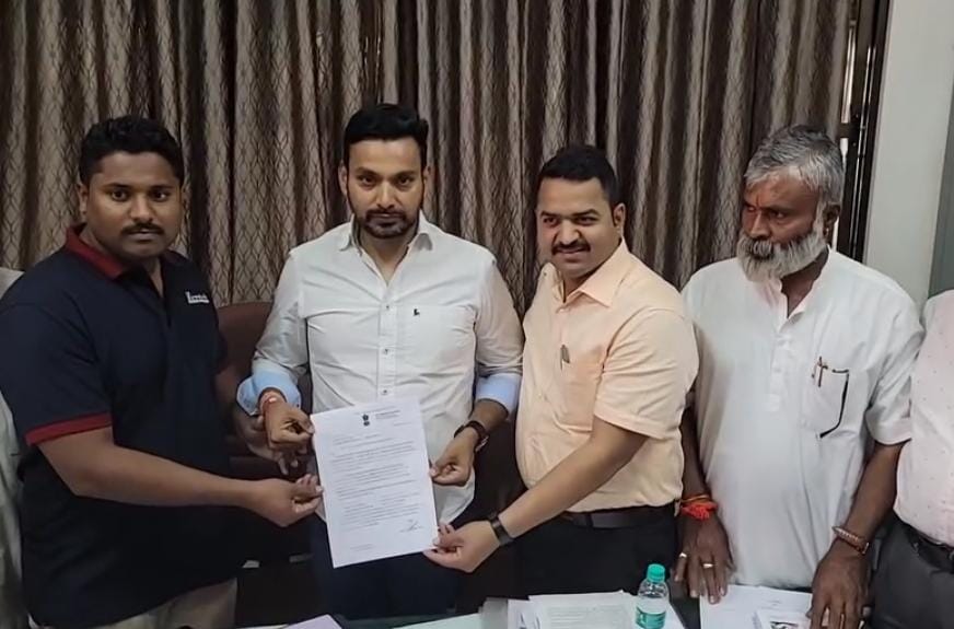 ಆರೋಗ್ಯ ವಿಮೆ ಮೂಲಕ ಗಡಿ ವಿವಾದ ಜೀವಂತ ಇಡುವ ಪ್ರಯತ್ನ