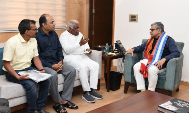 ಬೆಳಗಾವಿ – ಪುಣೆ ವಂದೇ ಭಾರತ ರೈಲು ಪ್ರಾರಂಭ: ಕಡಾಡಿ