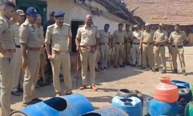 ಬೆಳಗಾವಿ ಸಮೀಪ 12 ಲಕ್ಷ ರೂ. ಮೌಲ್ಯದ ಕಳ್ಳಬಟ್ಟಿ