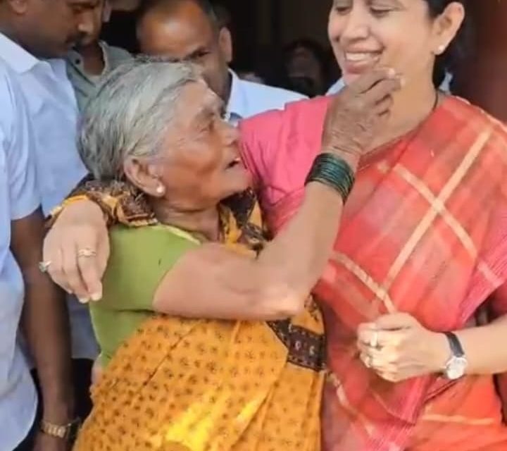 ಸಚಿವೆ ಲಕ್ಷ್ಮೀ ಹೆಬ್ಬಾಳಕರ್ ಗಲ್ಲ ಸವರಿ ಗ್ಯಾರಂಟಿಗೆ ಮೆಚ್ಚುಗೆ