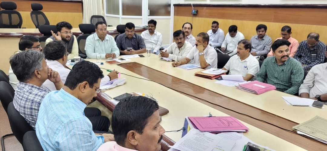 ಚುನಾವಣೆ: ಚೆಕ್ ಪೋಸ್ಟ್ ಗಳಲ್ಲಿ ತಪಾಸಣೆ ತೀವ್ರಗೊಳಿಸಿ: ಜಿಲ್ಲಾಧಿಕಾರಿ