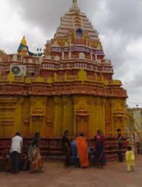 ಅತಿಹೆಚ್ಚು ಆದಾಯ ಪಡೆದ ದೇವಾಲಯಗಳಲ್ಲಿ ಸವದತ್ತಿ ಯಲ್ಲಮ್ಮ ದೇವಿಗೆ ನಾಲ್ಕನೇ ಸ್ಥಾನ