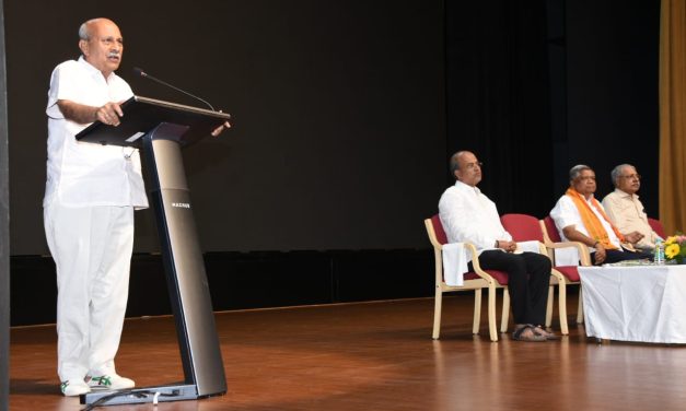 ಶೆಟ್ಟರ ಪರ ಮತಯಾಚಿಸಿದ ಡಾ. ಪ್ರಭಾಕರ ಕೋರೆ