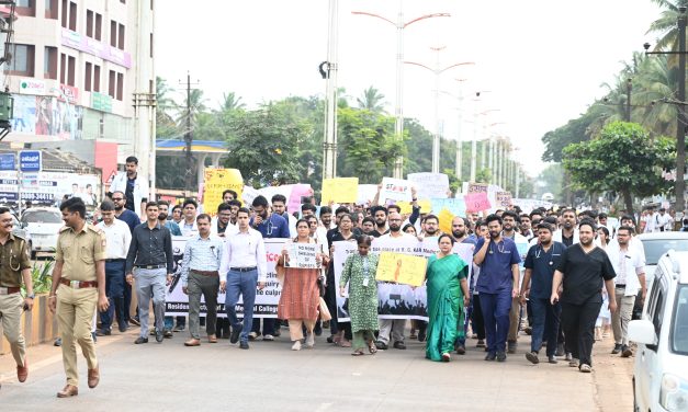 ಸ್ಥಾನಿಕ ವೈದ್ಯೆ ಹತ್ಯೆ : ಆಸ್ಪತ್ರೆಗಳಲ್ಲಿ ಒಪಿಡಿ ಬಂದ್