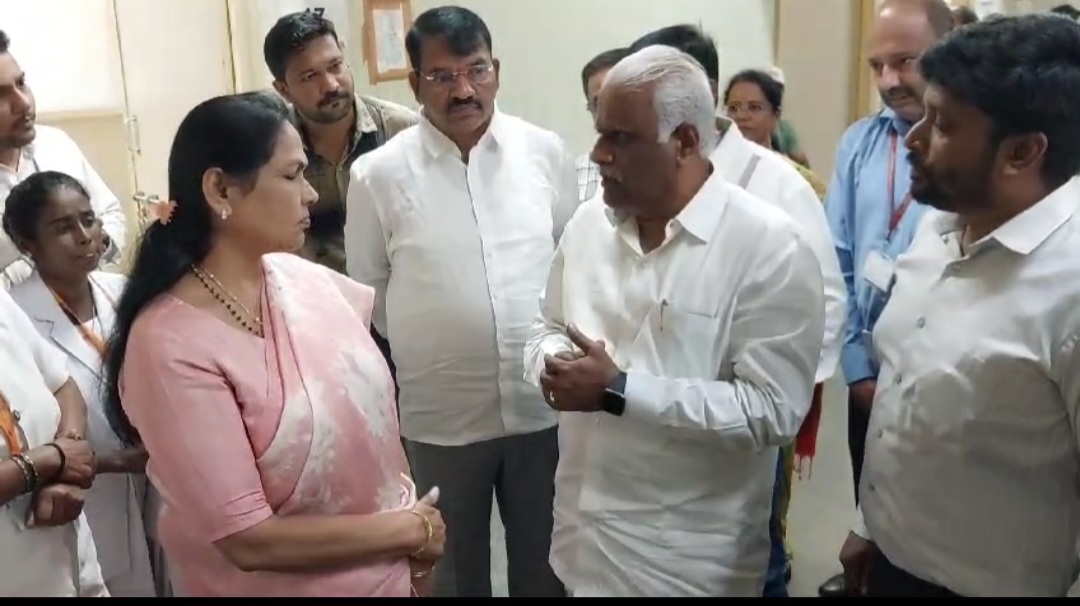ಇಎಸ್ಐ ಆಸ್ಪತ್ರೆ ನಿರ್ಮಾಣ ಕಾಮಗಾರಿ ಶೀಘ್ರ ಪ್ರಾರಂಭ: ಸಚಿವೆ ಶೋಭಾ