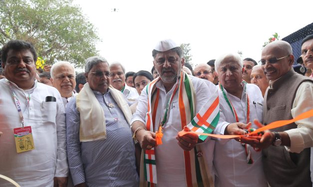 ಖಾದಿ ಉತ್ಸವ,ವಸ್ತು ಪ್ರದರ್ಶನ ಮತ್ತು ಮಾರಾಟ ಮೇಳಕ್ಕೆ ಸಿಎಂ ಚಾಲನೆ