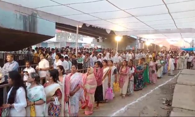 ಶಿವನಾಮ ಸ್ಮರಣೆಯಲ್ಲಿ ಭಕ್ತಗಣ