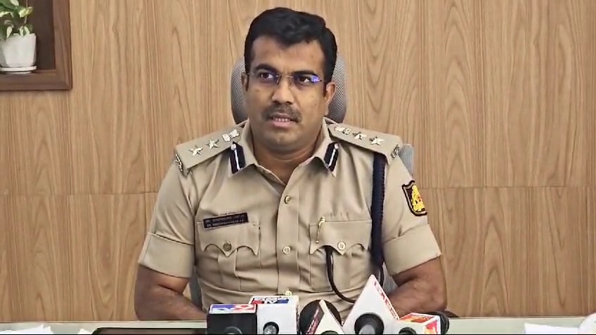 ನವಜಾತ ಶಿಶು ತಿಪ್ಪೆಗೆಸೆದ ಪ್ರೇಮಿಗಳ ವಿರುದ್ದ ಕೊಲೆ ಪ್ರಕರಣ