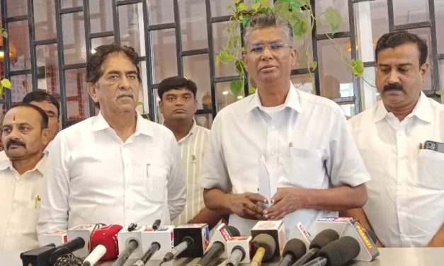 ಸ್ಥಗಿತ ಕಾಮಗಾರಿ ಪುನರಾರಂಭ: ಸಿಎಂ ಜೊತೆ ಚರ್ಚೆ