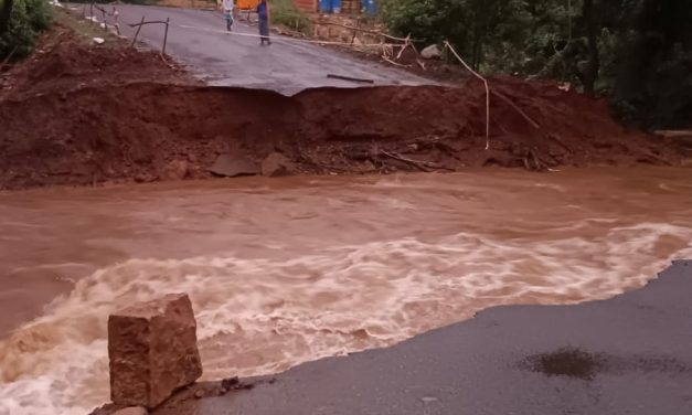 ಮತ್ತೆ ಕೊಚ್ಚಿಕೊಂಡು ಹೋದ ಕುಸಮಳಿ ಸೇತುವೆ: ಗೋವಾ ಸಂಚಾರ ಬಂದ