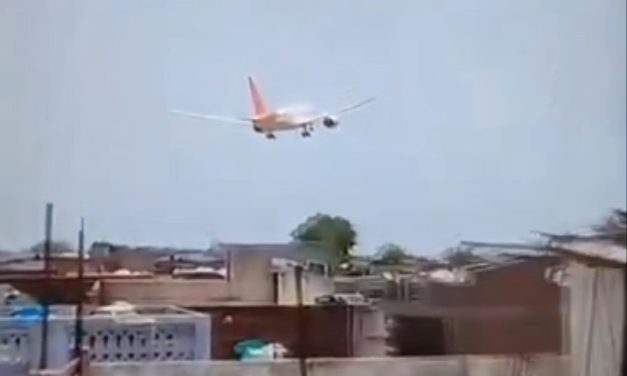 ಅಹ್ಮದಾಬಾದ : ವಿಮಾನ ಪತನ