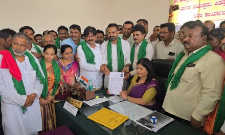 ಮಲಪ್ರಭಾ ಸಕ್ಕರೆ ಕಾರ್ಖಾನೆಯ ನಿರ್ದೇಶಕ ಸ್ಥಾನಕ್ಕೆ ನಾಮಪತ್ರ ಸಲ್ಲಿಸಿದ ಚನ್ನರಾಜ್‌
