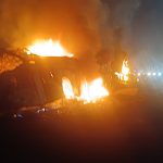 ಟ್ರಕ್ – ಬಸ್ ಡಿಕ್ಕಿ : ಹೊತ್ತಿ ಉರಿದ ಬಸ್,12 ಅಧಿಕ ಹೆಚ್ಚು ಸಾವು