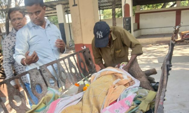 ಹೆತ್ತ ತಾಯಿ ಅಂತ್ಯಕ್ರಿಯೆಗೆ ಬಾರದ ಮಕ್ಕಳು